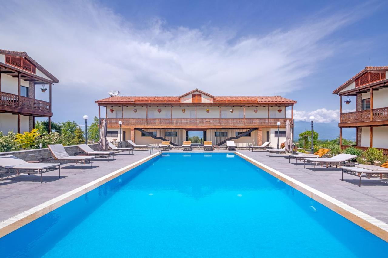 Chateau Mosmieri Hotel & Winery Telavi Exteriör bild